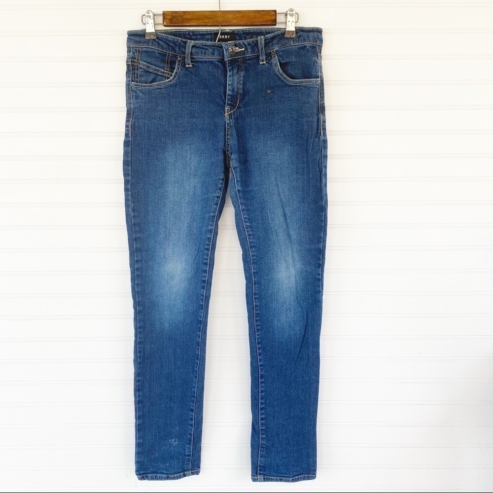 DKNY Jeans Size 18 Slim Fit Medium Wash Blue Stretch Denim Pants